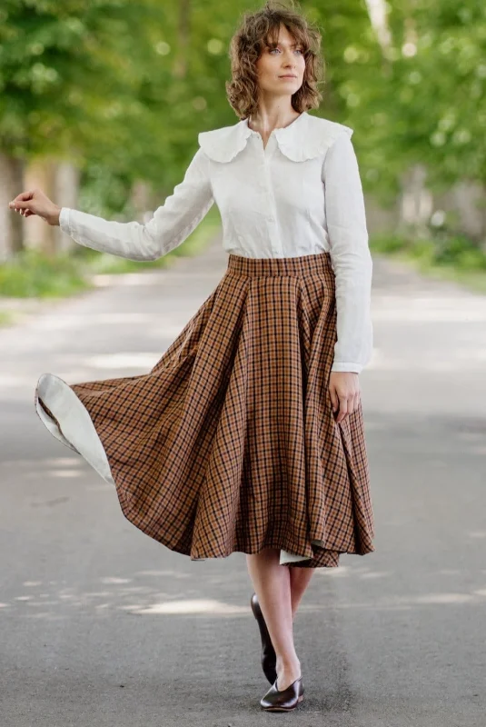 Classic Skirt, Patterned lace skirt romantic