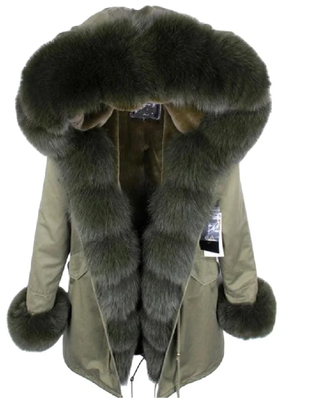 !!! Auf Anfrage noch lieferbar !!! Fuchspelz Parka "Foxxy“ Olive Trendy Short Parka Coat